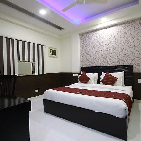 Hotel Hill Palace -Near Karol Bagh Metro Station Deli Exterior foto