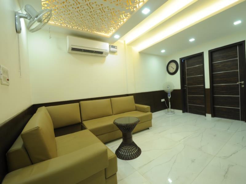 Hotel Hill Palace -Near Karol Bagh Metro Station Deli Exterior foto