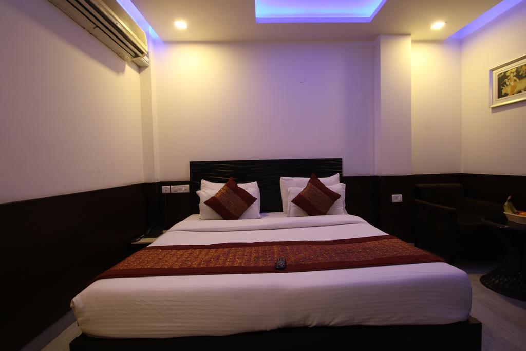 Hotel Hill Palace -Near Karol Bagh Metro Station Deli Exterior foto
