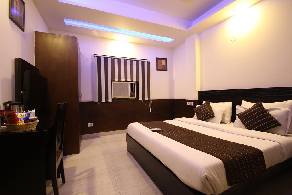 Hotel Hill Palace -Near Karol Bagh Metro Station Deli Exterior foto