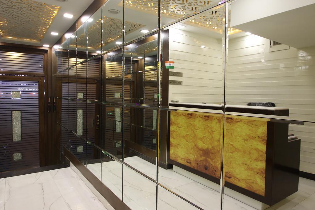 Hotel Hill Palace -Near Karol Bagh Metro Station Deli Exterior foto