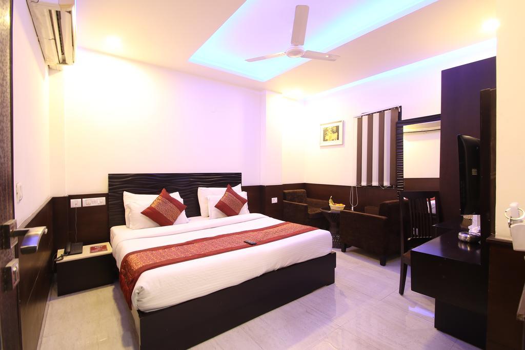 Hotel Hill Palace -Near Karol Bagh Metro Station Deli Exterior foto