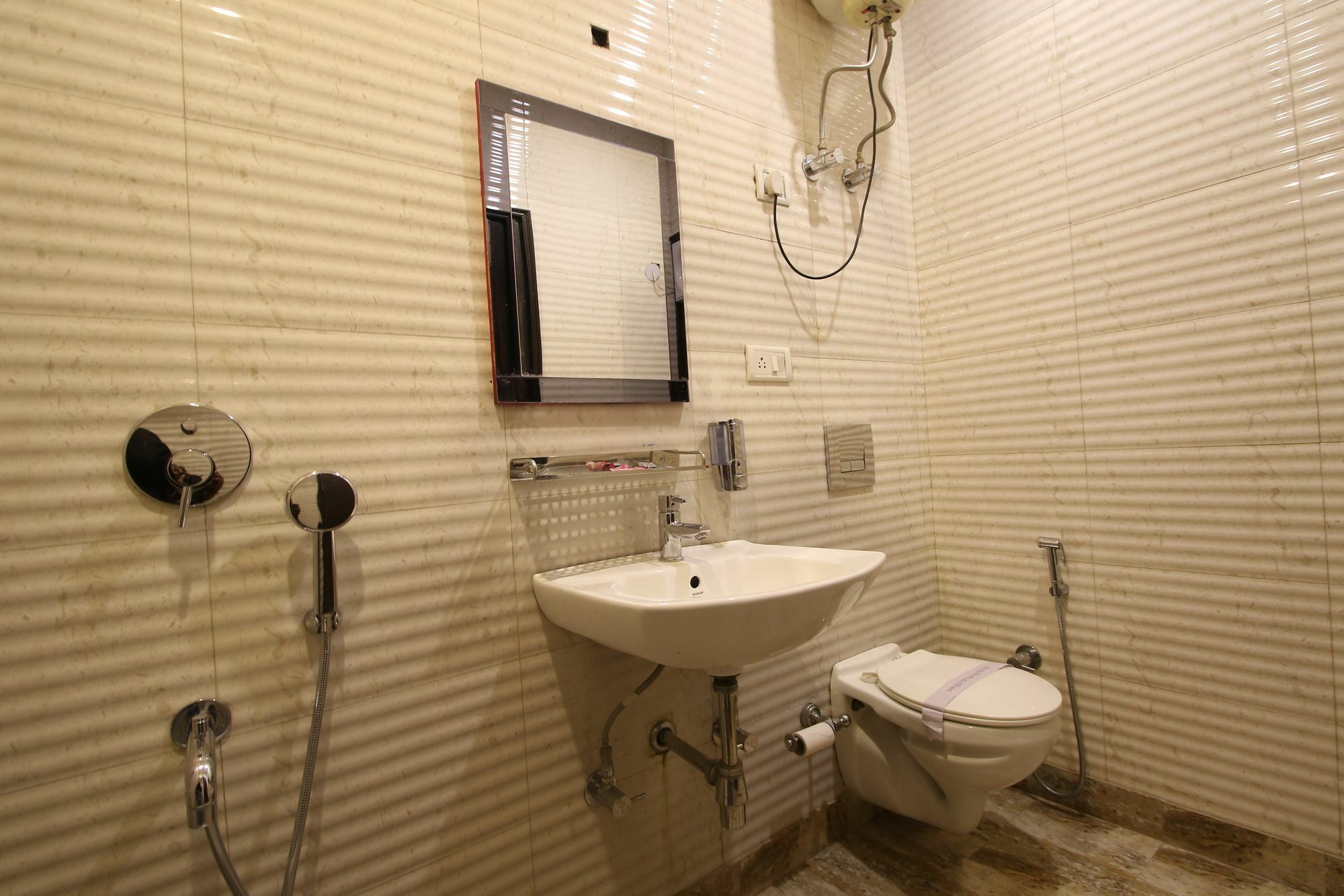 Hotel Hill Palace -Near Karol Bagh Metro Station Deli Exterior foto